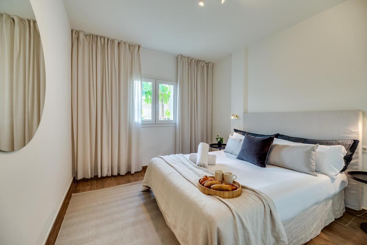 Vacation Marbella I Top 1 Puerto Banus Sea Front Rental, Renovated Exteriör bild