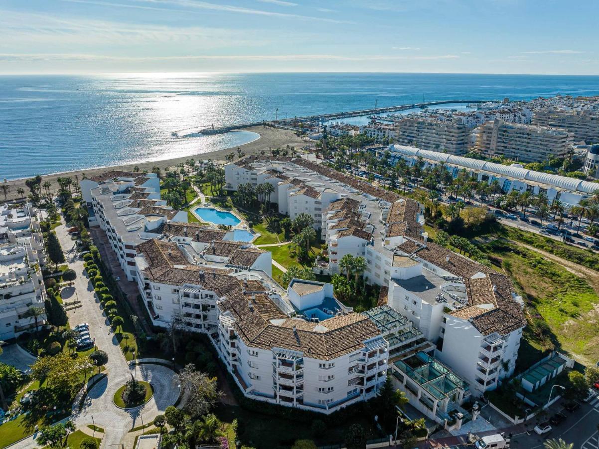 Vacation Marbella I Top 1 Puerto Banus Sea Front Rental, Renovated Exteriör bild